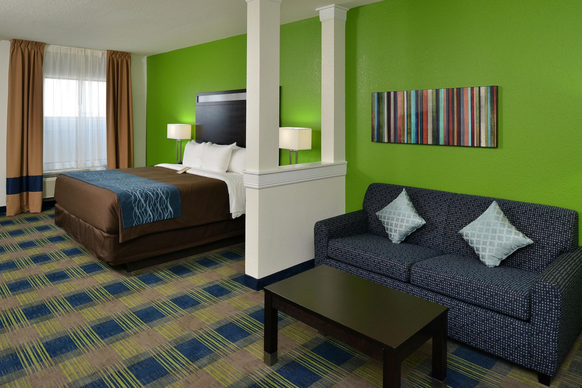 Comfort Inn & Suites Victoria North Экстерьер фото