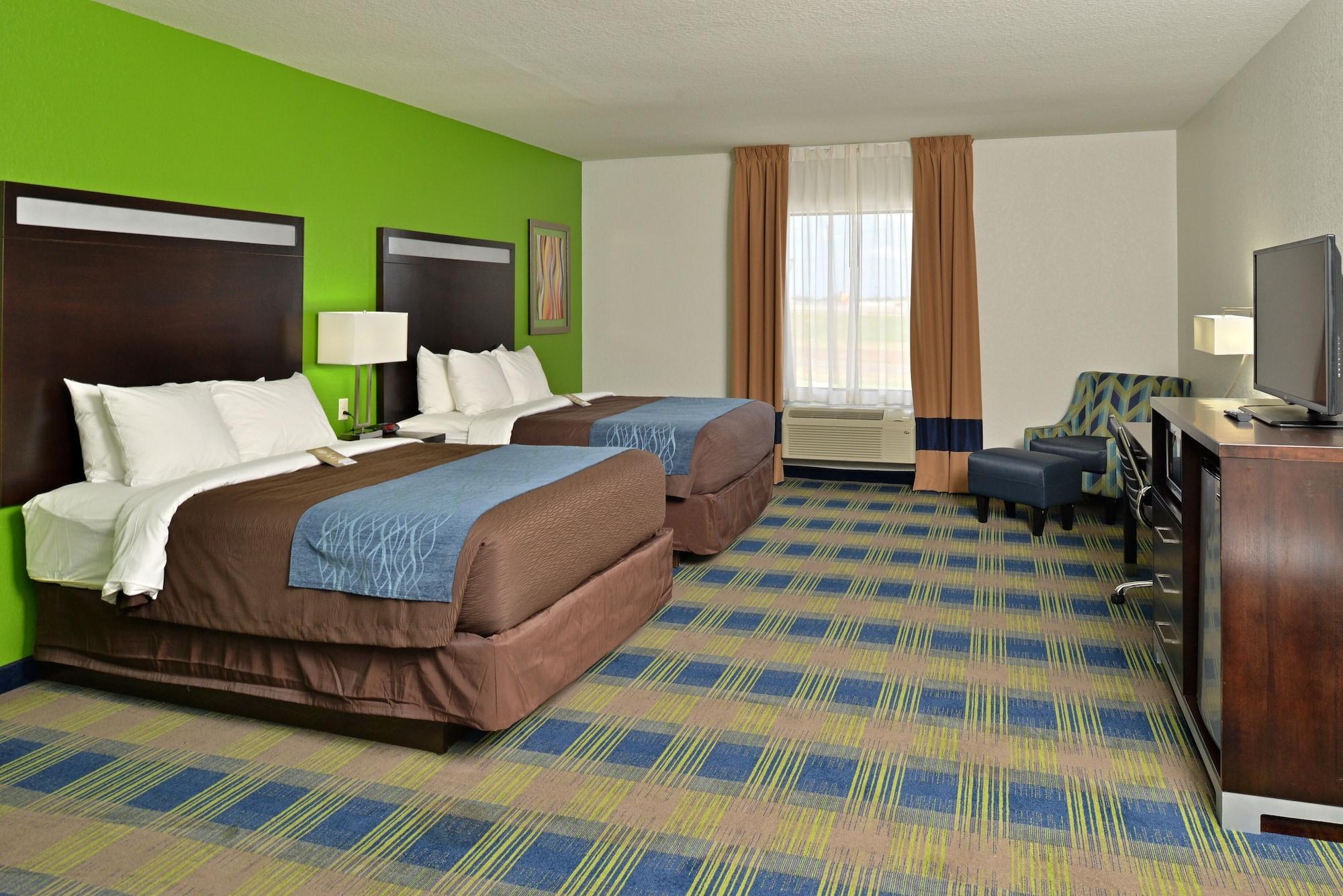 Comfort Inn & Suites Victoria North Экстерьер фото