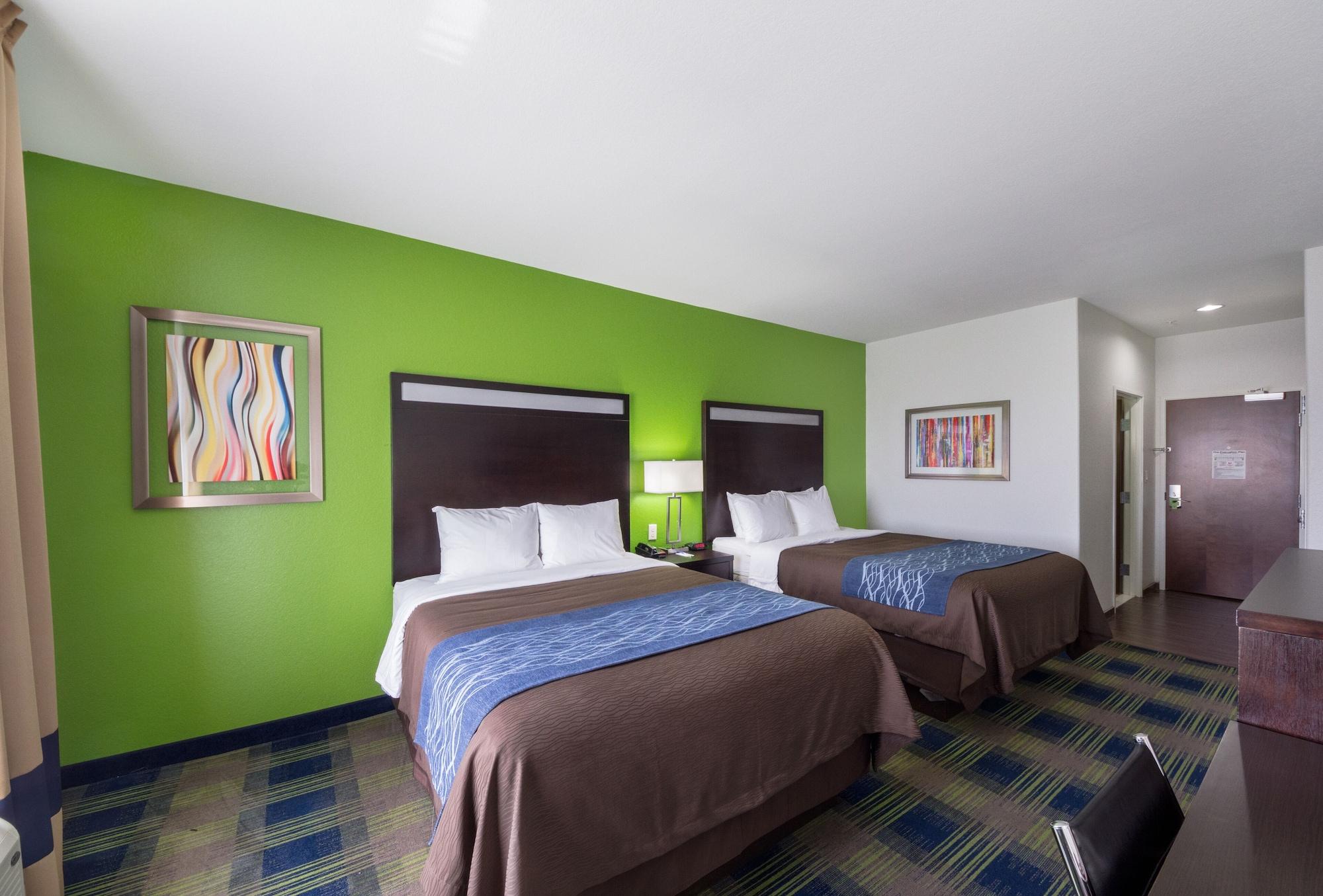 Comfort Inn & Suites Victoria North Экстерьер фото