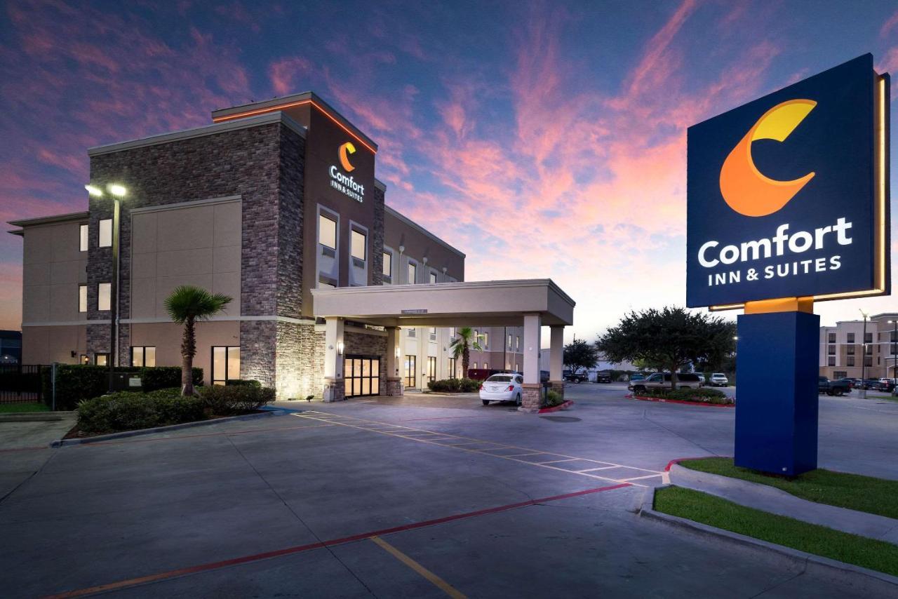 Comfort Inn & Suites Victoria North Экстерьер фото